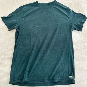 Vuori Men’s Strato Tech Tee - Size Medium